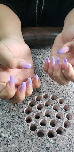La Dea Nails - Thumbnail
