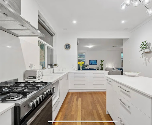 Lusso Kitchens - Thumbnail