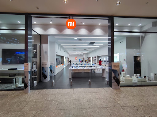 Xiaomi Store Arese - CC Il Centro - Thumbnail
