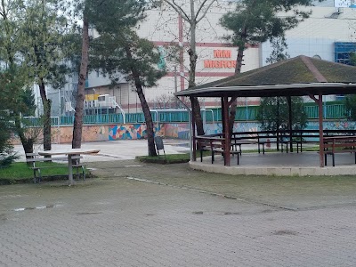 Photos of İzmit 24 Kasım Anadolu Lisesi