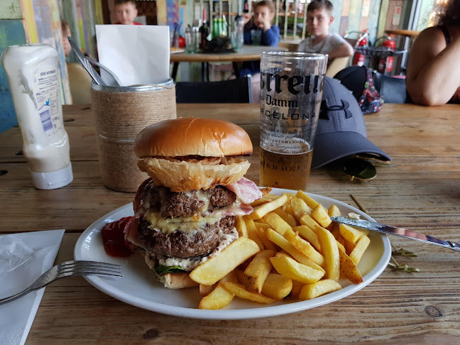 Comments and reviews of The Cow Shed