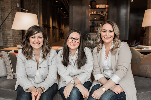 Ashley Sammons | Union House Real Estate Group - Coldwell Banker Realty | REALTOR® - United States