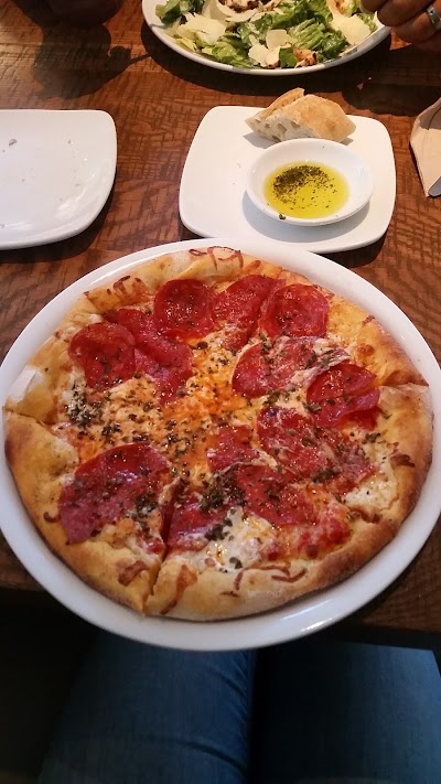 Photos of California Pizza Kitchen at Pentagon Center