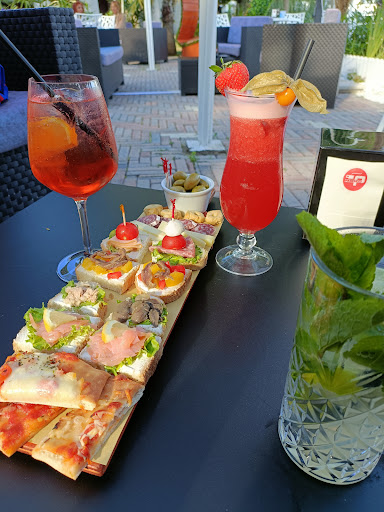 Caffé delle Rose - Visual