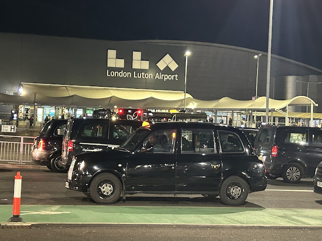 Comments and reviews of Leavesden Taxis
