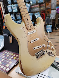 Photo n°25 de Music Lab à Poissy (Magasin de musique)