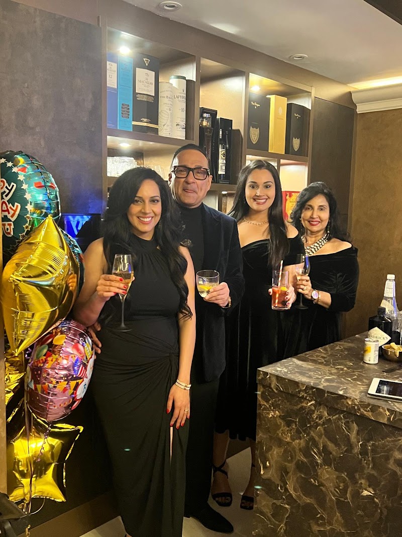 Grandluxe Investments Ltd photo 3