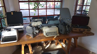 Photos of MelonRouge Eatery Art Antiques