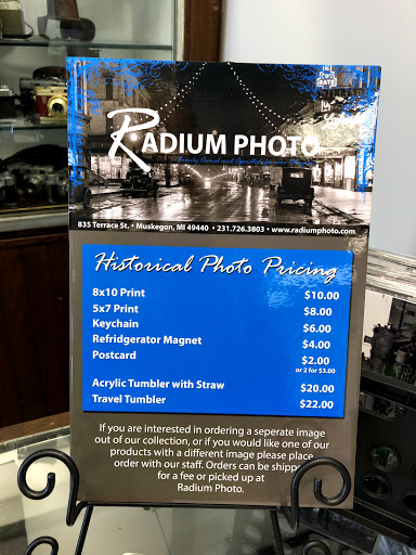 Radium Photo Color Lab - Thumbnail