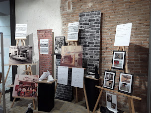 Photo n°4 de METAYER CHAUSSEUR à Cholet (Magasin de maroquinerie)