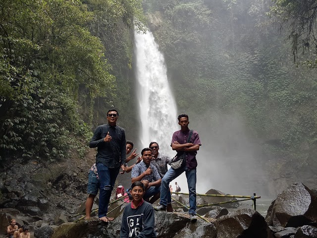 Air Terjun Nungnung