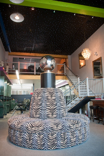 Star Tresses Grand Salon & Day Spa