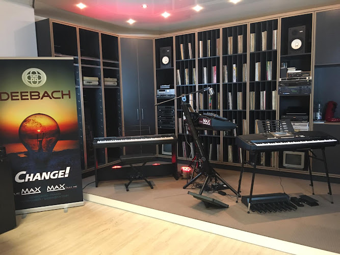 Deebach Instruments photo