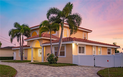 Chris Rogers Realtor-Home Dream Team