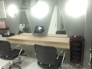 Photo n°6 de Pascal Coiffure à Bordeaux (Salon de coiffure)