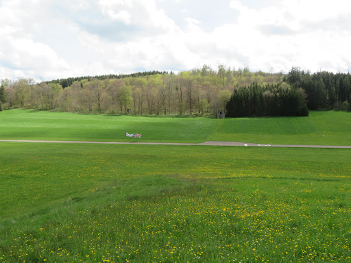 Jakob Laur Flugplatz