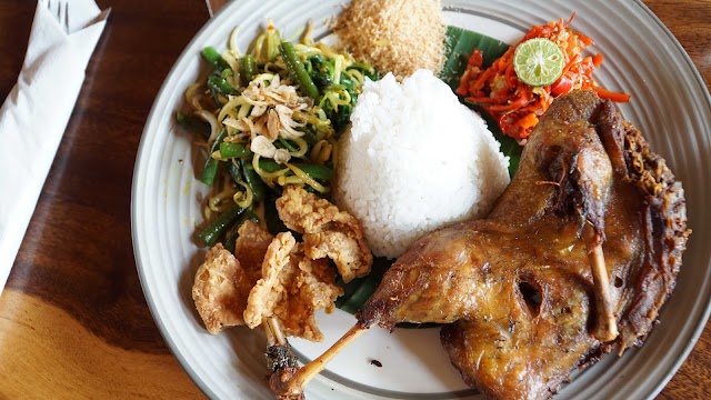 Congo Gallery & Cafe