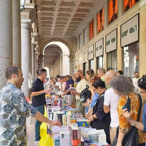 Libreria Libra - Visual