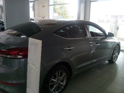 Photos of Hyundai Lenasia