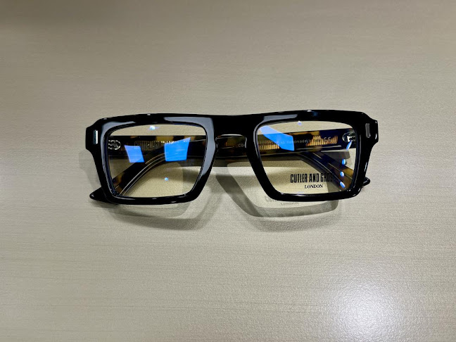 Godziny otwarcia Salon Optyczny Design Optyk Wrocław Renoma Optometrysta Okulary
