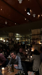 Photo n°40 de Chez Yvette à Paris (Café)