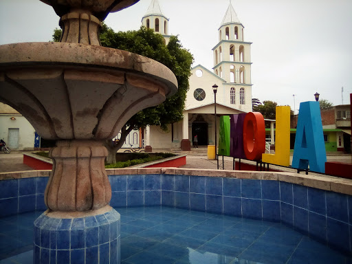Plaza Principal, La Loma