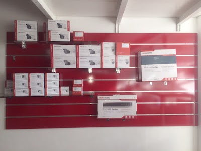 Photos of Vid&eacute;osurveillance alarme incendie T&eacute;l&eacute;phonie Domotique Informatique Massartech