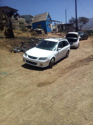 Fridas Car Wash - Thumbnail