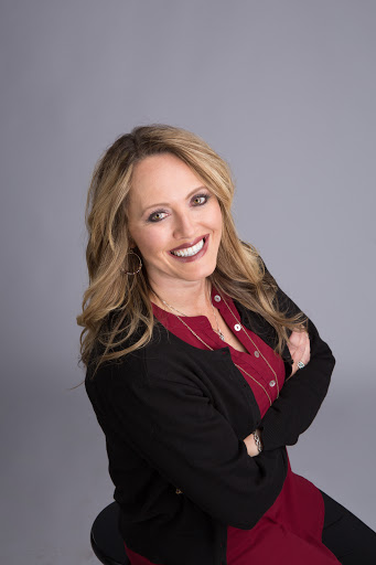 Tammy Griffith - Visual