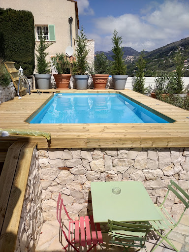 Photo de RC Piscines et Spas - Laghetto à Saint-Jeannet (06640)