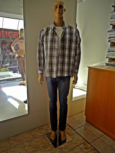 Photos of Op&ccedil;&atilde;o Jeans
