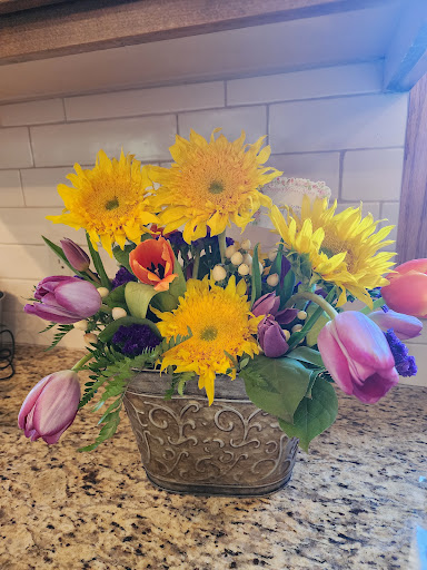 Sunshine Boutique Floral - Thumbnail