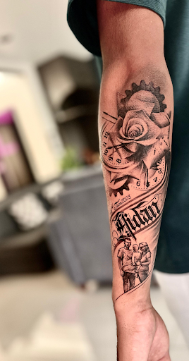 Celebrate Family Bonds with a Timeless Forearm Tattoo ❤️ post image