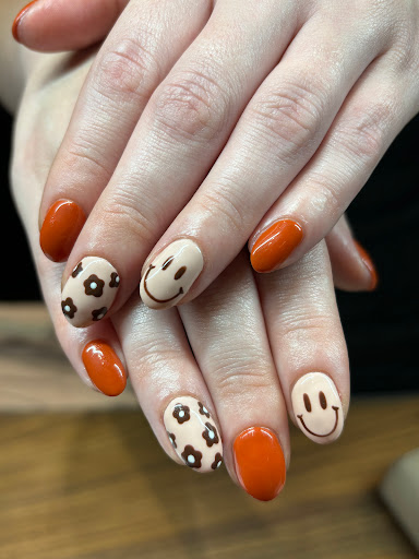 Noir Nails - Visual