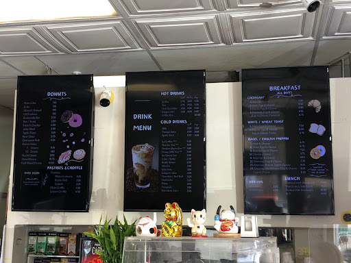 B.C's Donuts - Visual