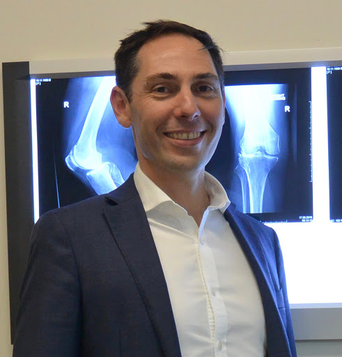 Dr Samuel Joseph, Orthopaedic Surgeon