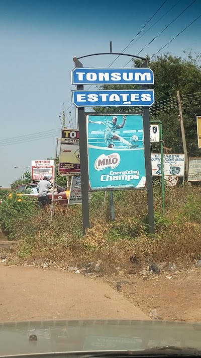 Photos of Sunyani, Tonsuom estate