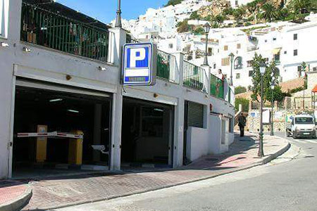 Frigiliana Public Parking - Garage - Aparcamiento público