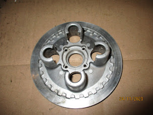 Photo n°18 de La Casse du Motard à Marseille (Magasin de pièces et d'accessoires pour motos)