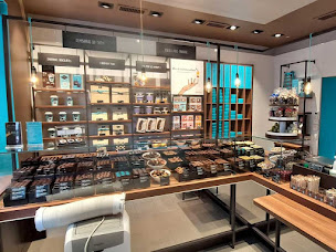 Photo n°11 de Jeff de Bruges à Courbevoie (Boutique d'articles de mariage)