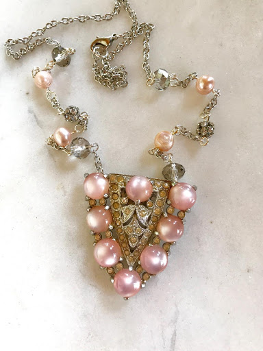 bayouvintagegems.etsy.com