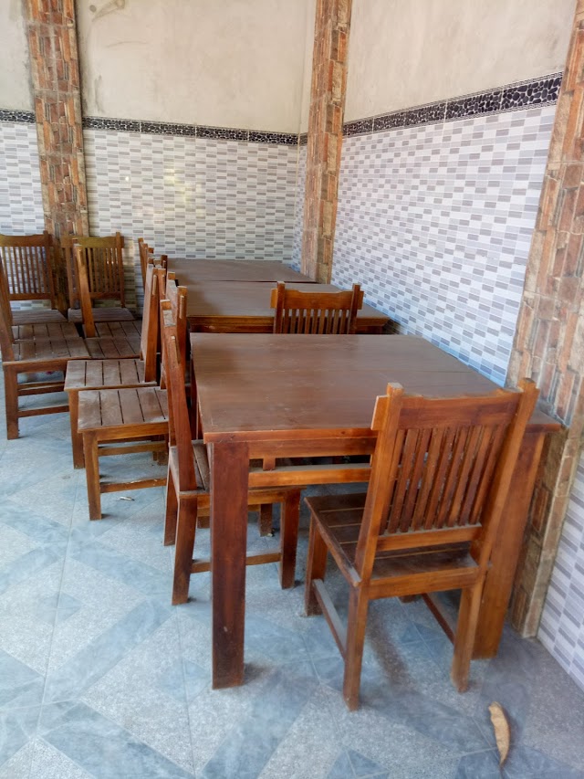 Tarzan Marriott on Penida