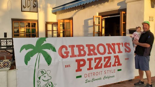 Gibroni’s Pizza
