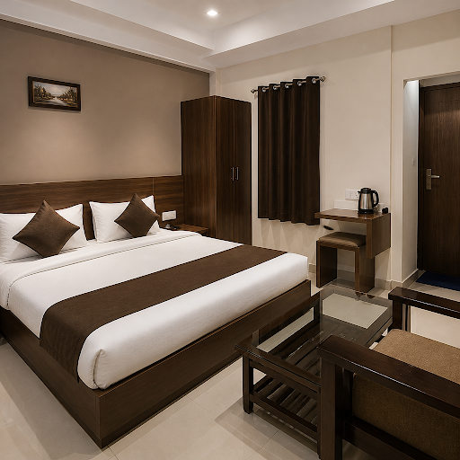Planning a trip to Varanasi during the festival rush and worried about stay costs? Hotel New Ashi… post image