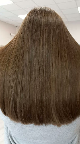 Salon fryzjersko-kosmetyczny Dwa Kolory - Bielsko-Biała