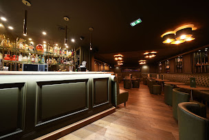 Photo n°32 de La Coupole d'Argent à Puteaux (Brasserie)