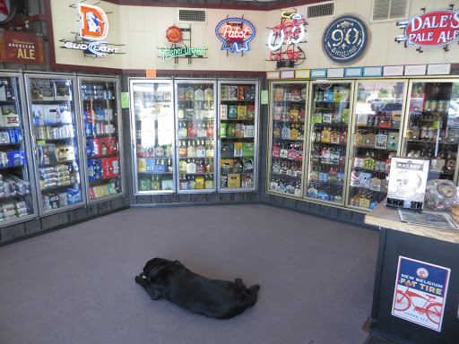 Roxy's Bottle Shop - Thumbnail