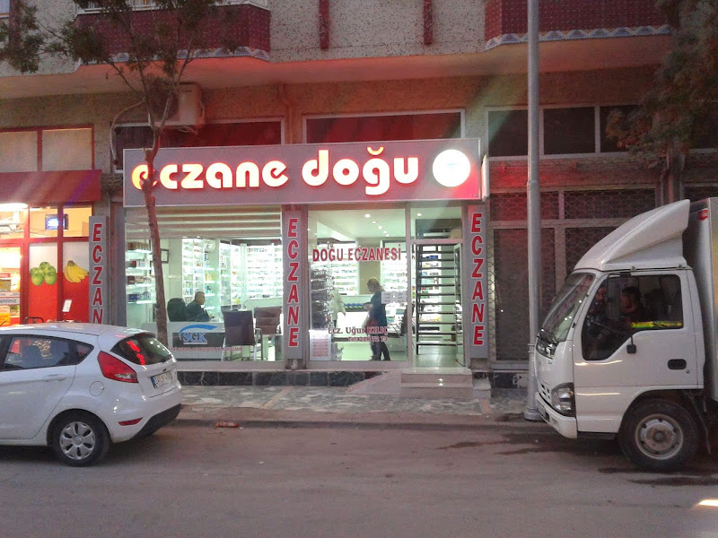 Doğu Eczanesi logo