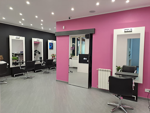 Love Hair by Natalia Cutropia