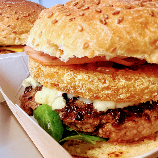 Photo 2 - Goldy's Burgers (Burger Gourmet)